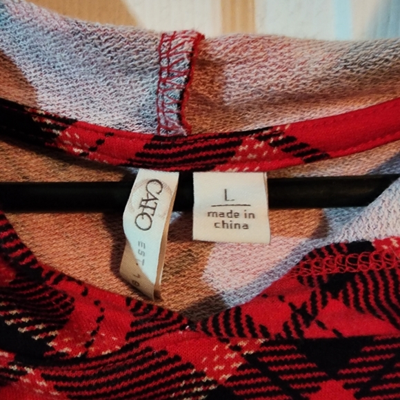 Red and black lightweight hoodie - Picture 3 of 4